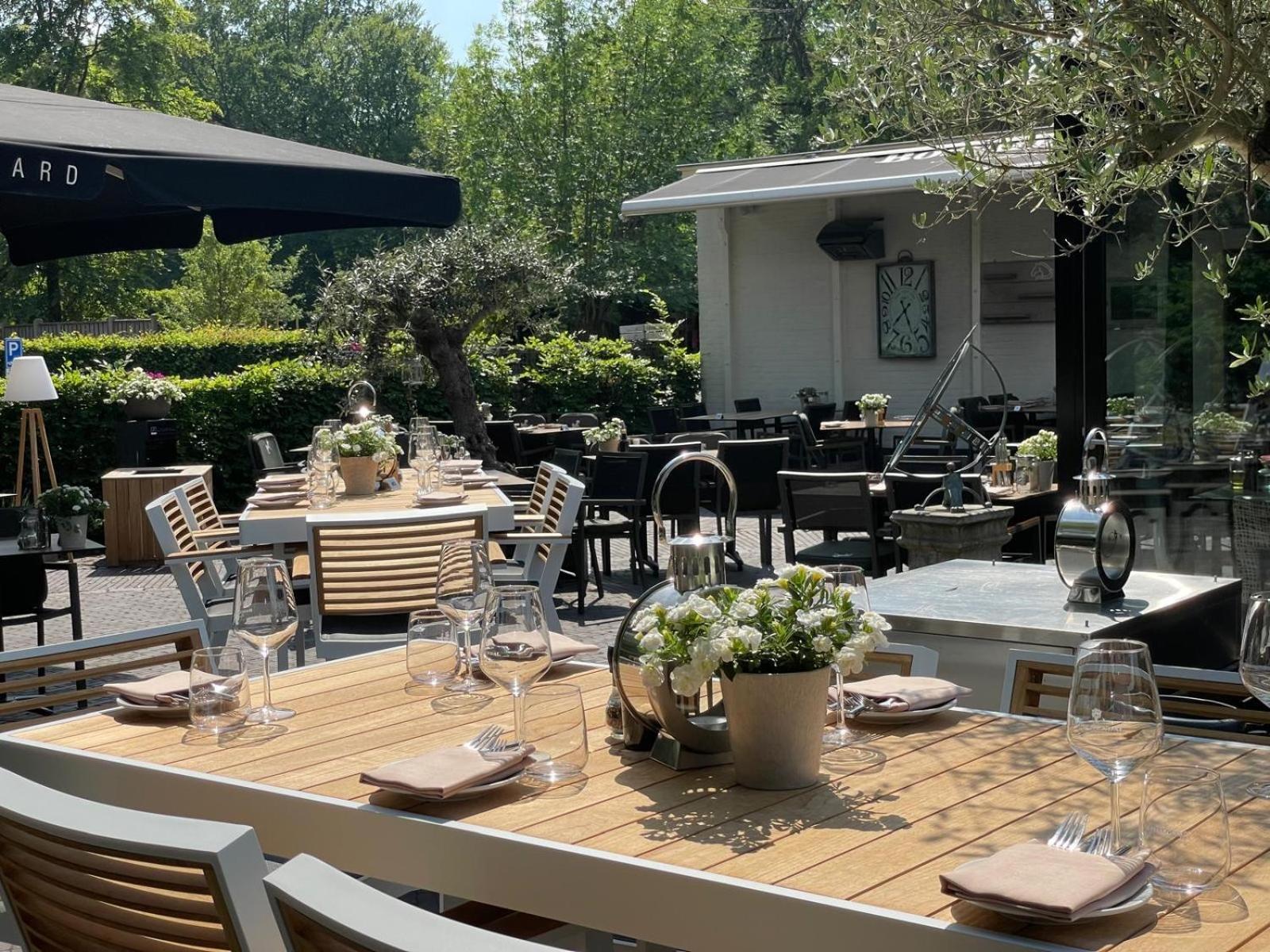 Hotel Restaurant Het Witte Paard Delden Esterno foto